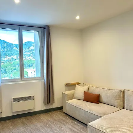 L Express Apartment